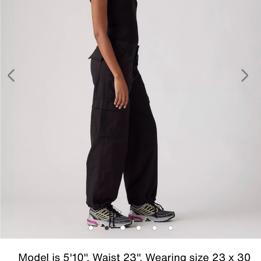 Levi's Women's Black cargo Jogger Pants